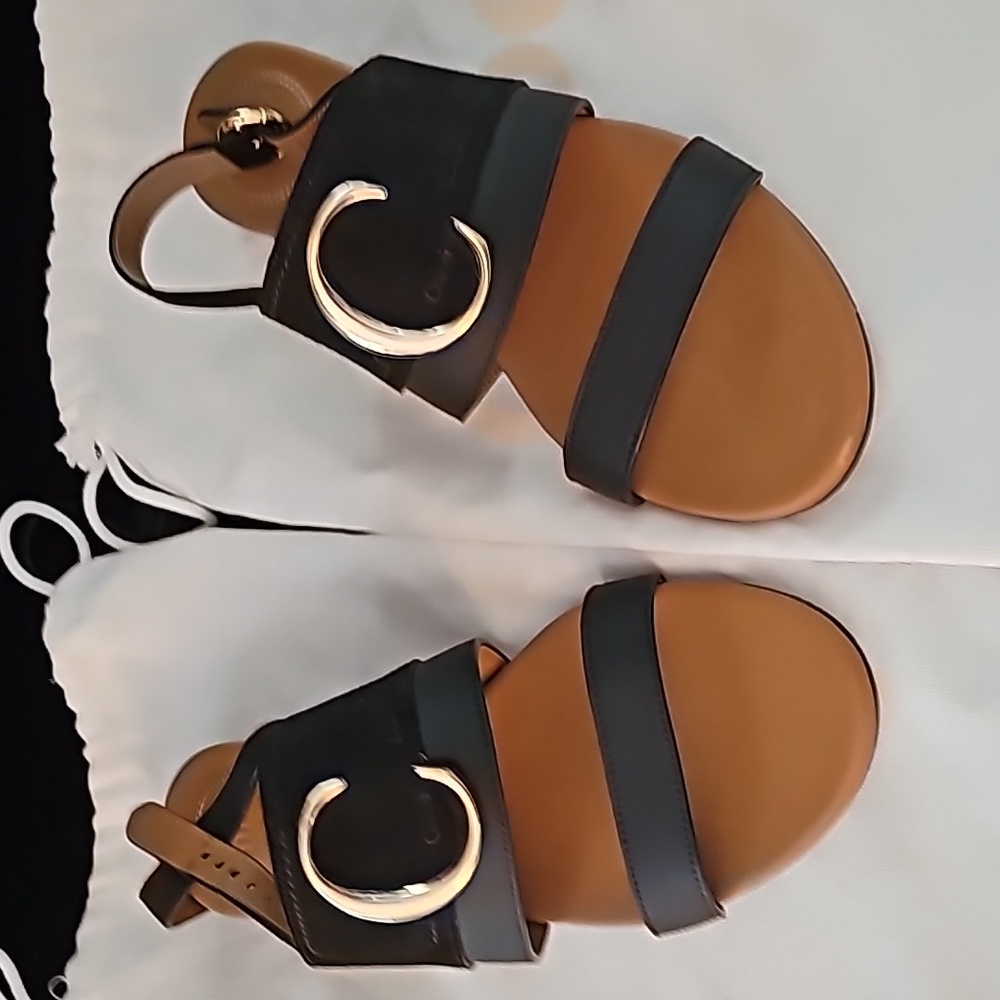 NWOT CHLOE SANDALS... Size 7.5 BEAUTIFUL!